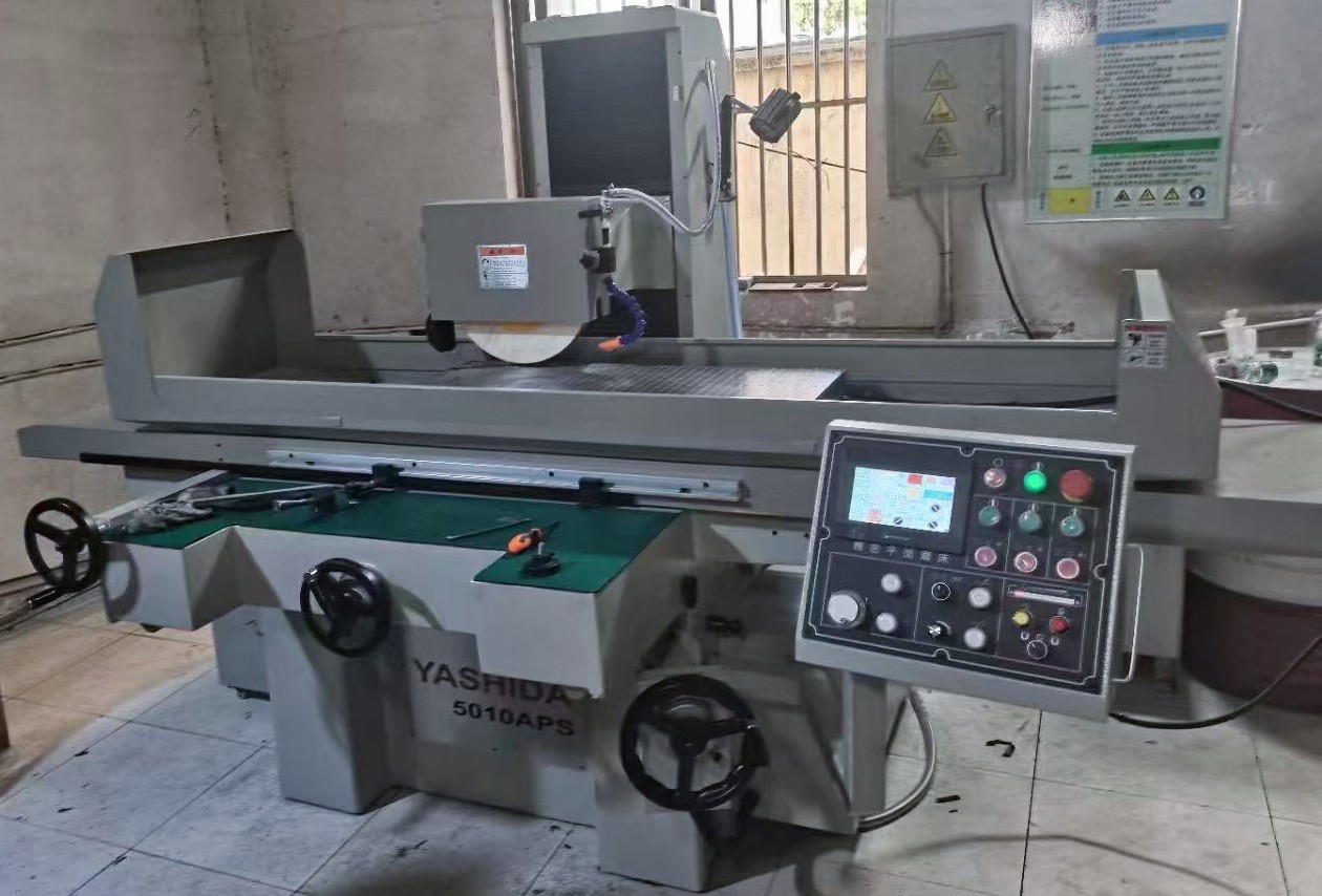 高精密數控平面磨床怎么用？