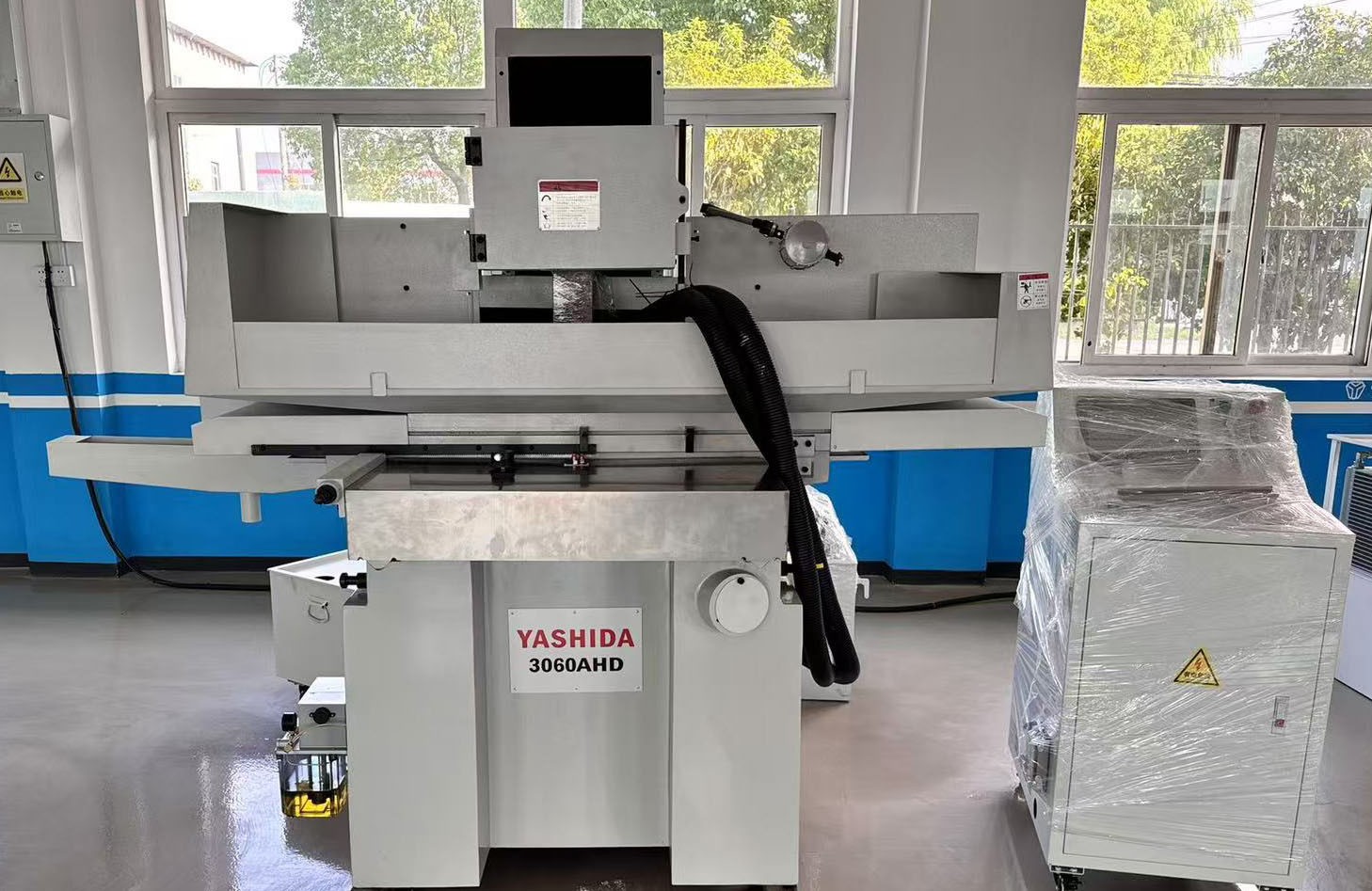 YASHIDA高精密平面磨床3060AHD YASHIDA高精密平面磨床3060AHD